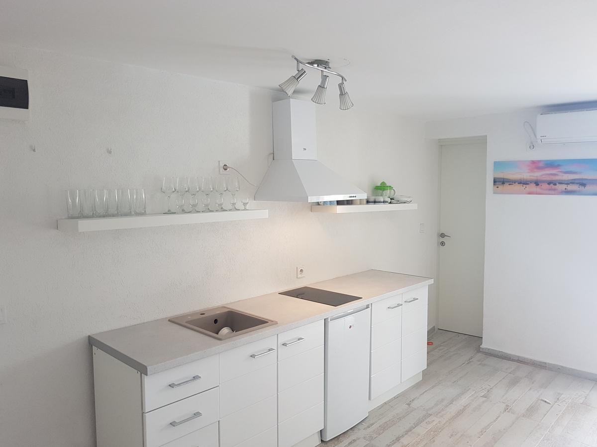Apartments Peda สเวติ สเตฟาน ภายนอก รูปภาพ
